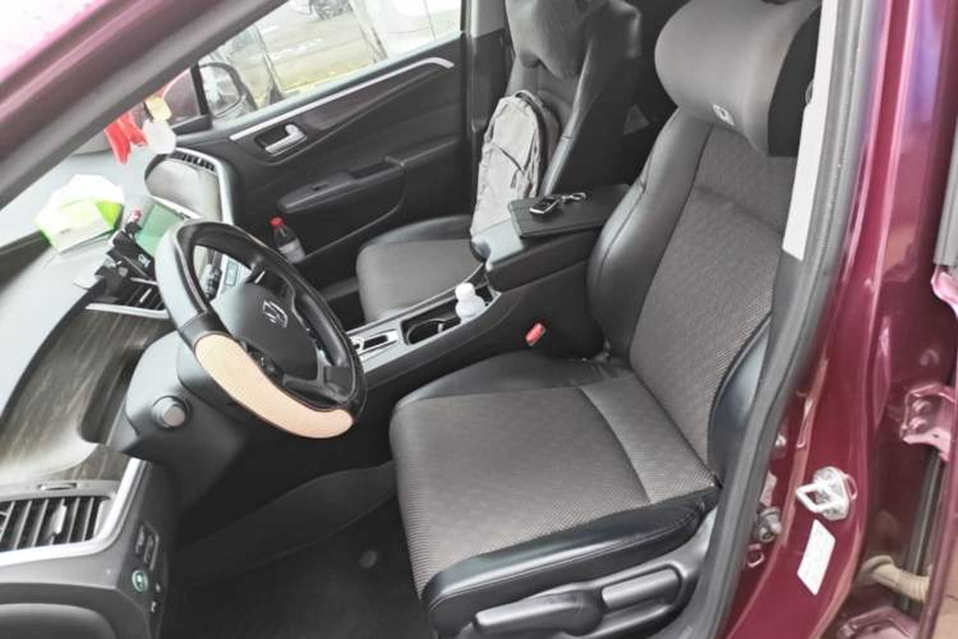 Used Honda Jade 2017 1.8L automatic Comfort version 5 seats Left Front Seat