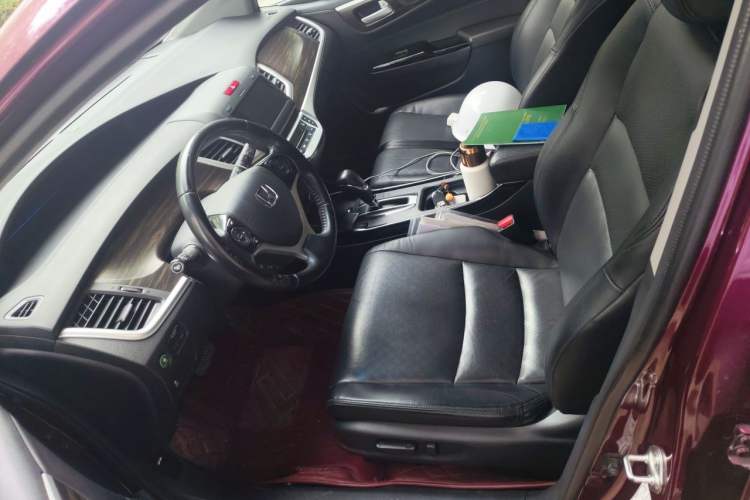Used Honda Jade 2017 210 TURBO CVT Luxury Edition 5 Seats Left Front Seat