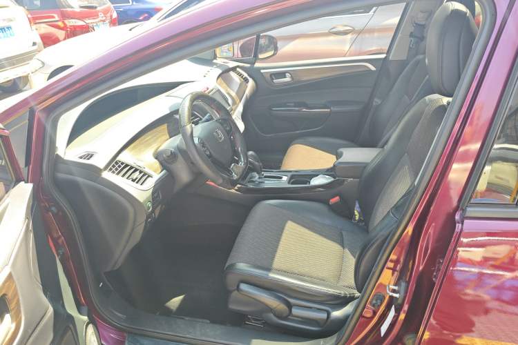 Used Honda Jade 2017 210TURBO CVT Fashion Edition 5-seater Left Front Seat
