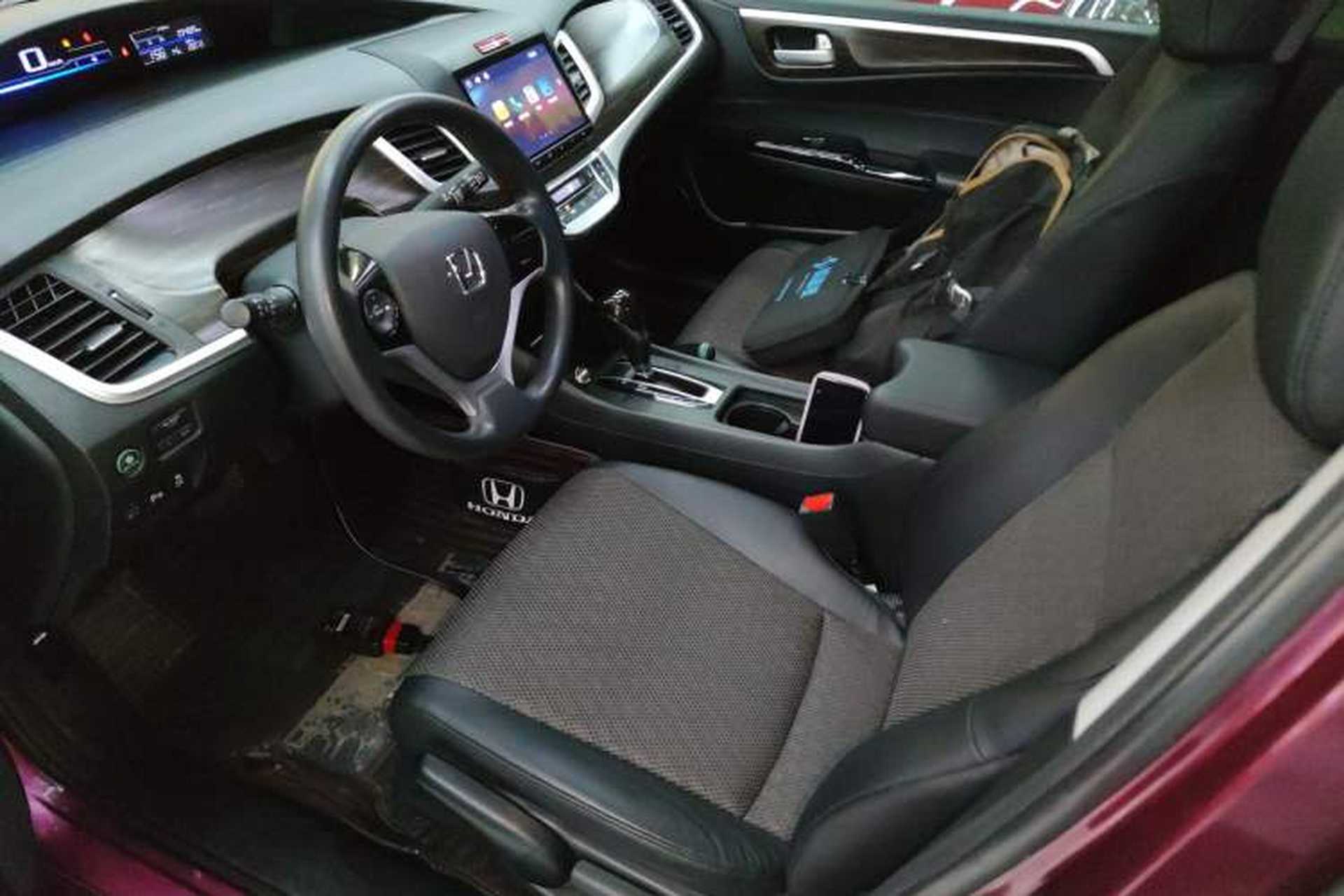 Used Honda Jade 2017 1.8L automatic Comfort version 5 seats Left Front Seat