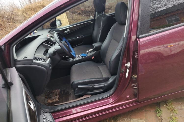 Used Honda Jade 2017 1.8L automatic Comfort version 5 seats Left Front Seat