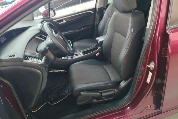 Used Honda Jade 2017 1.8L automatic Comfort version 5 seats Left Front Seat