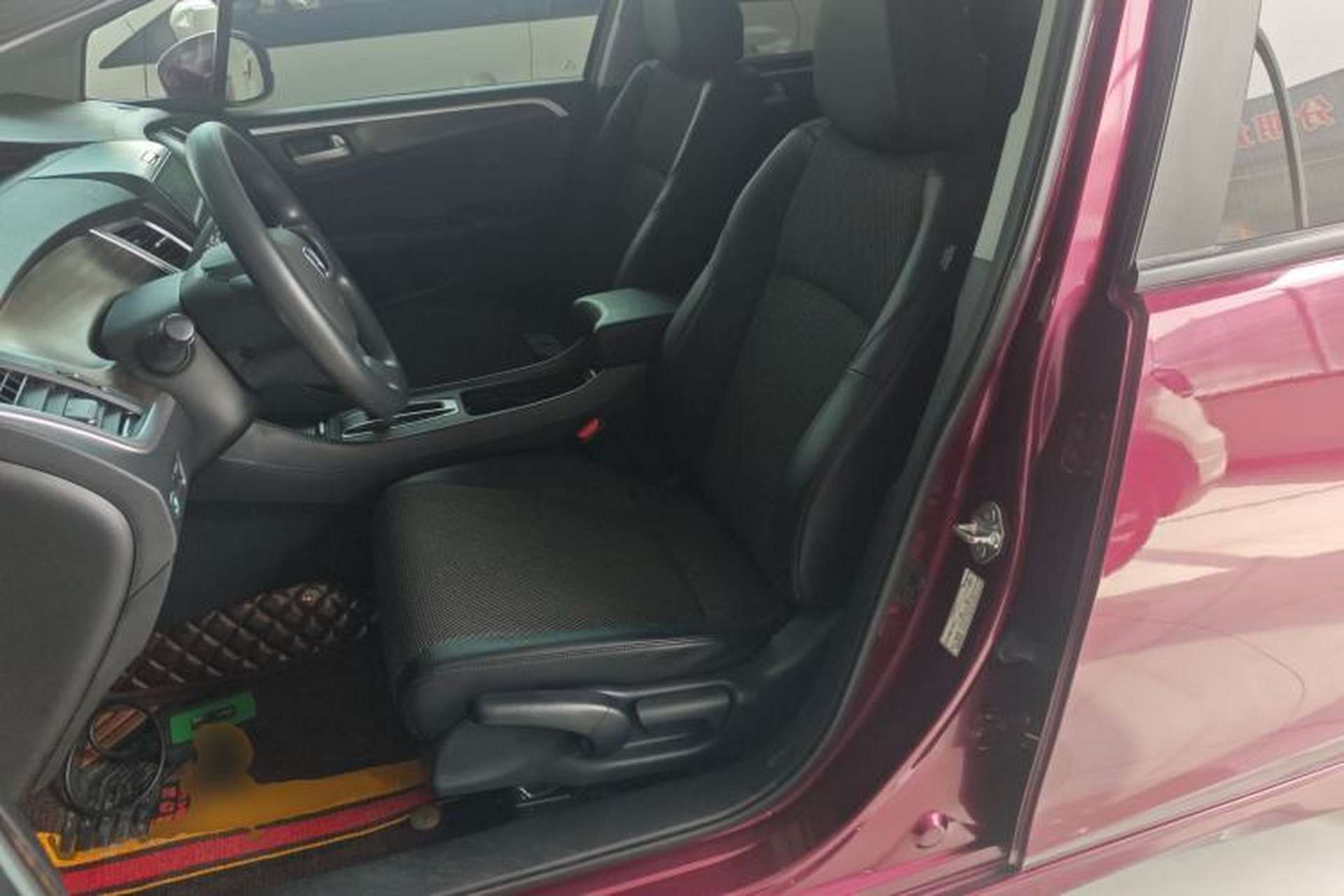 Used Honda Jade 2017 1.8L automatic Comfort version 5 seats Left Front Seat