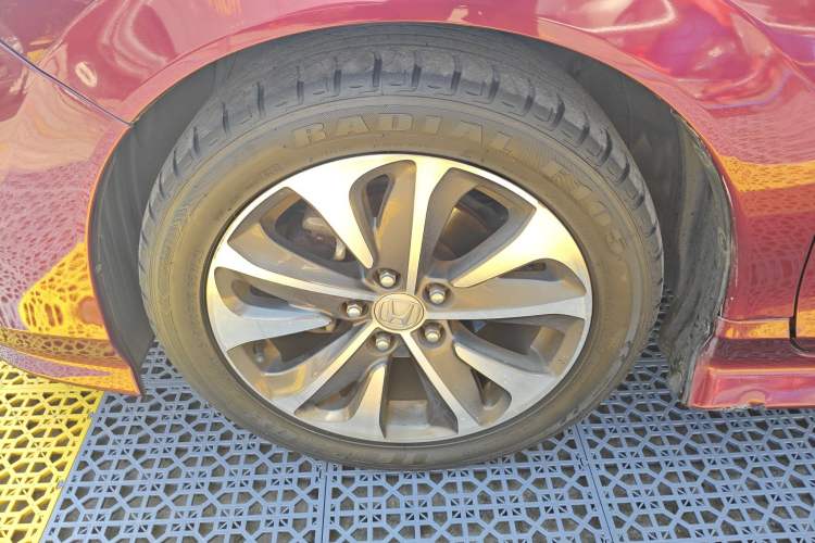 Used Honda Jade 2017 210TURBO CVT Fashion Edition 5-seater Left Front Wheel Hub