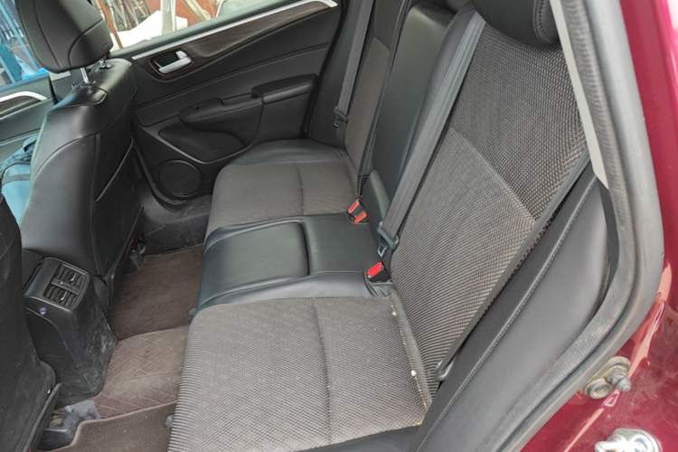 Used Honda Jade 2017 1.8L automatic Comfort version 5 seats Left Rear Seat