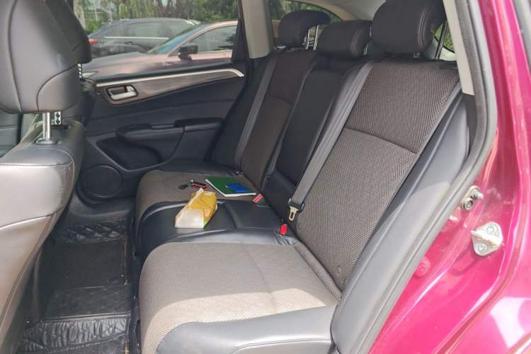 Used Honda Jade 2017 1.8L automatic Comfort version 5 seats Left Rear Seat