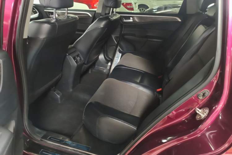 Used Honda Jade 2017 1.8L automatic Comfort version 5 seats Left Rear Seat