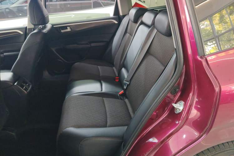 Used Honda Jade 2017 1.8L automatic Comfort version 5 seats Left Rear Seat