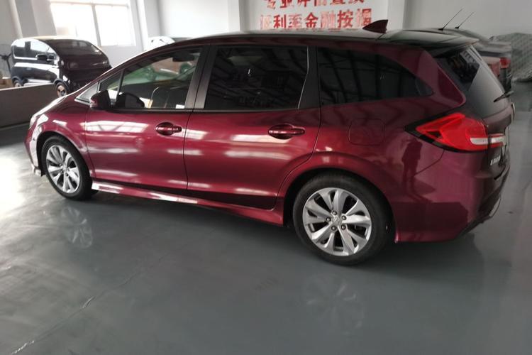 Used Honda Jade 2017 1.8L automatic Comfort version 5 seats Left Side