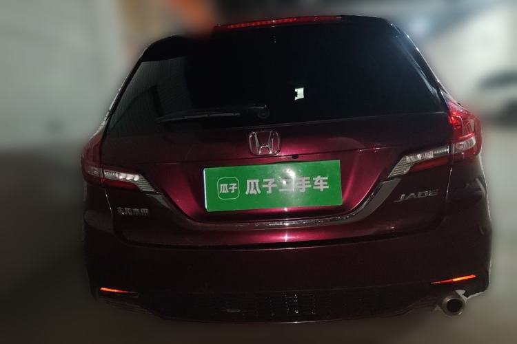 Used Honda Jade 2017 1.8L automatic Comfort version 5 seats Rear