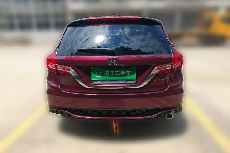 Used Honda Jade 2017 1.8L automatic Comfort version 5 seats Rear