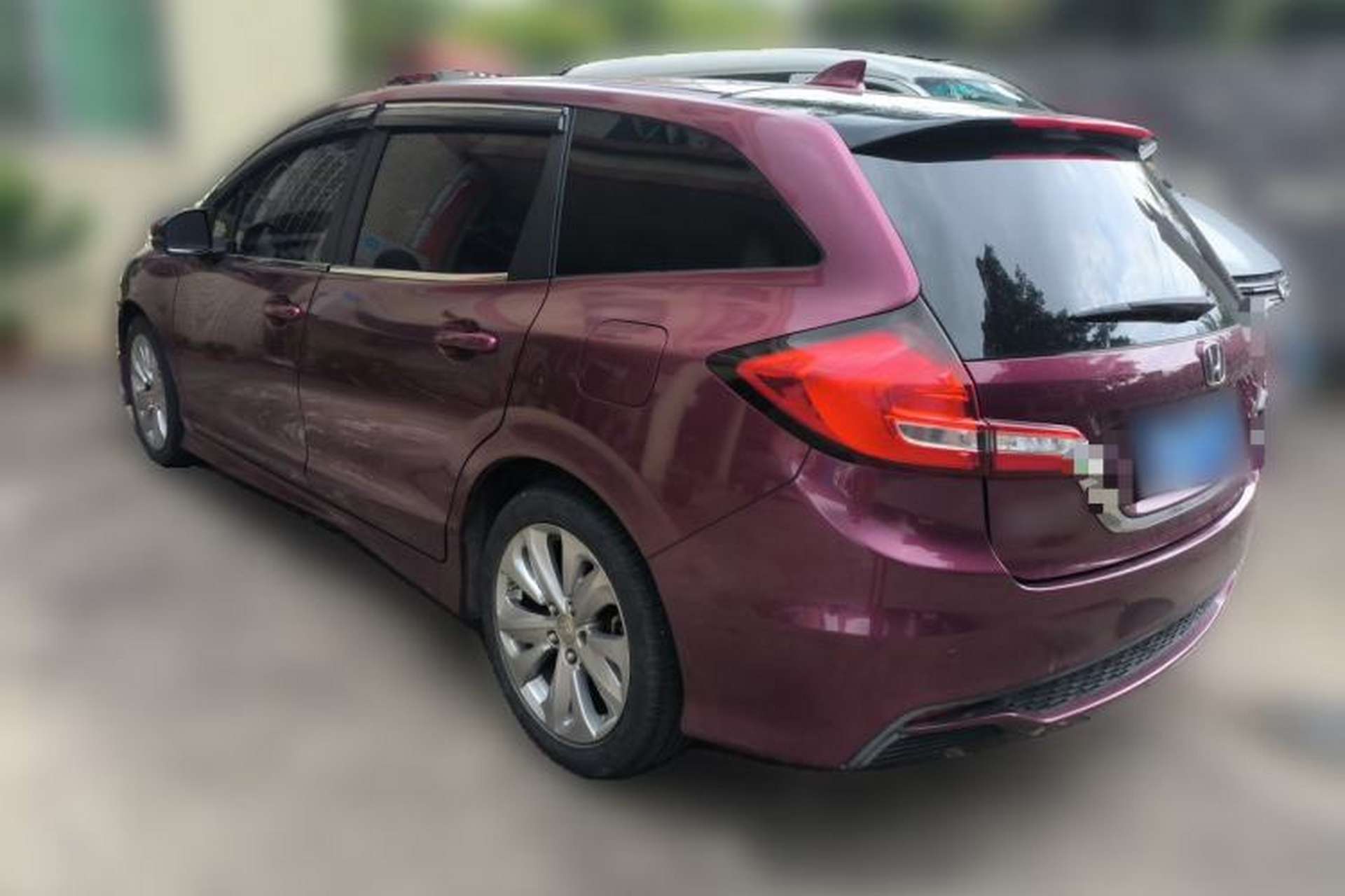 Used Honda Jade 2017 1.8L automatic Comfort version 5 seats Rear Left 45 Deg