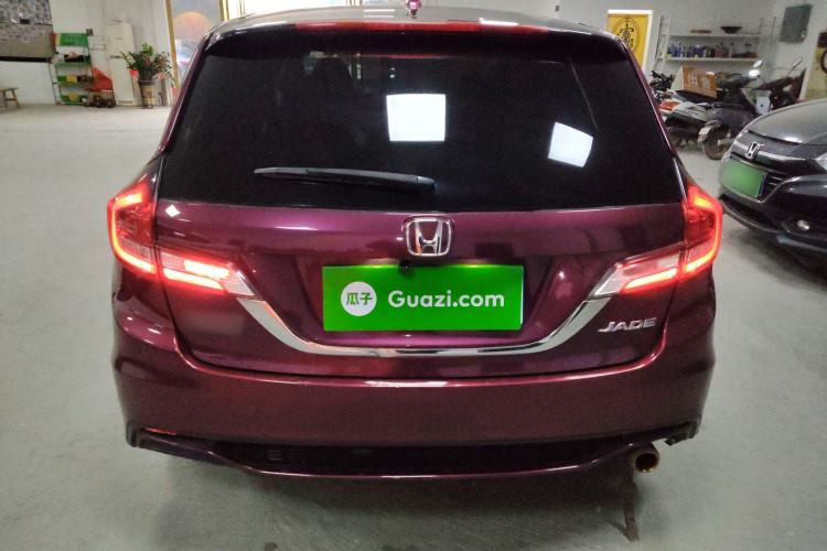 Used Honda Jade 2017 1.8L automatic Comfort version 5 seats Rear