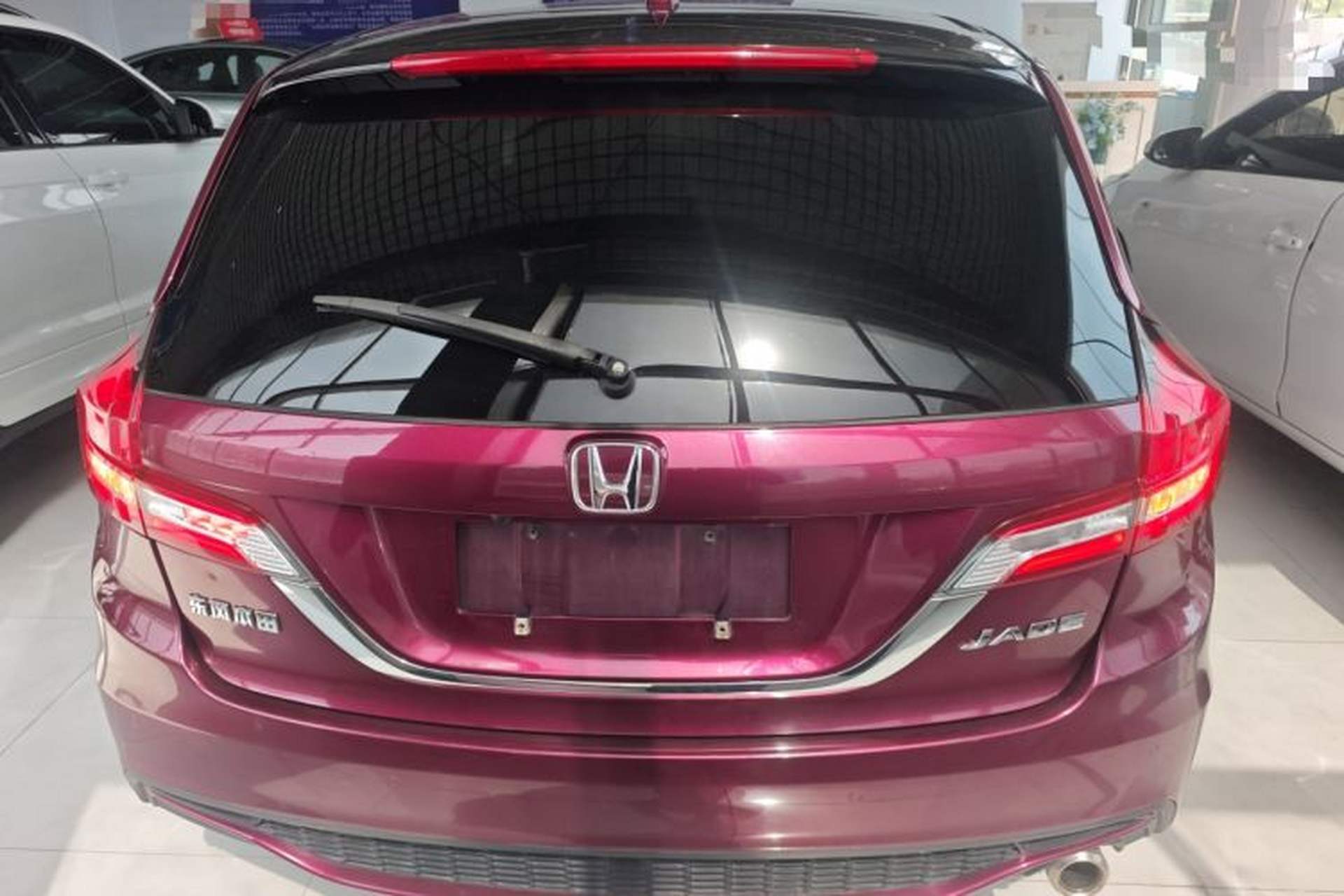 Used Honda Jade 2017 1.8L automatic Comfort version 5 seats Rear