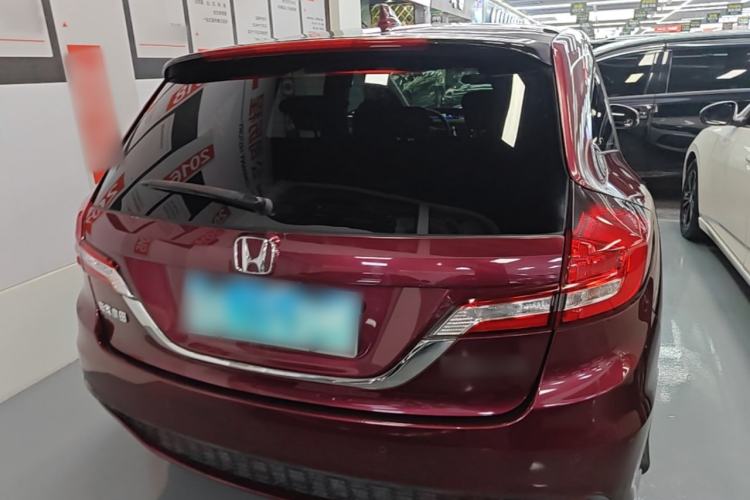 Used Honda Jade 2017 1.8L automatic Comfort version 5 seats Rear