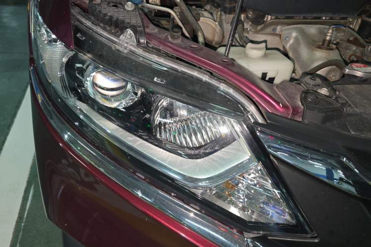 Used Honda Jade 2017 1.8L automatic Comfort version 5 seats Right Front Headlight