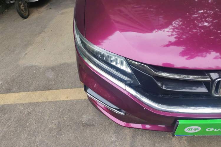 Used Honda Jade 2017 210 TURBO CVT Luxury Edition 5 Seats Right Front Headlight