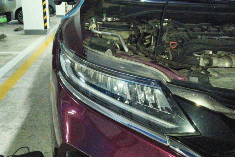 Used Honda Jade 2017 210 TURBO CVT Luxury Edition 5 Seats Right Front Headlight