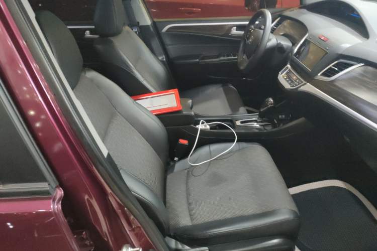 Used Honda Jade 2017 1.8L automatic Comfort version 5 seats Right Front Seat