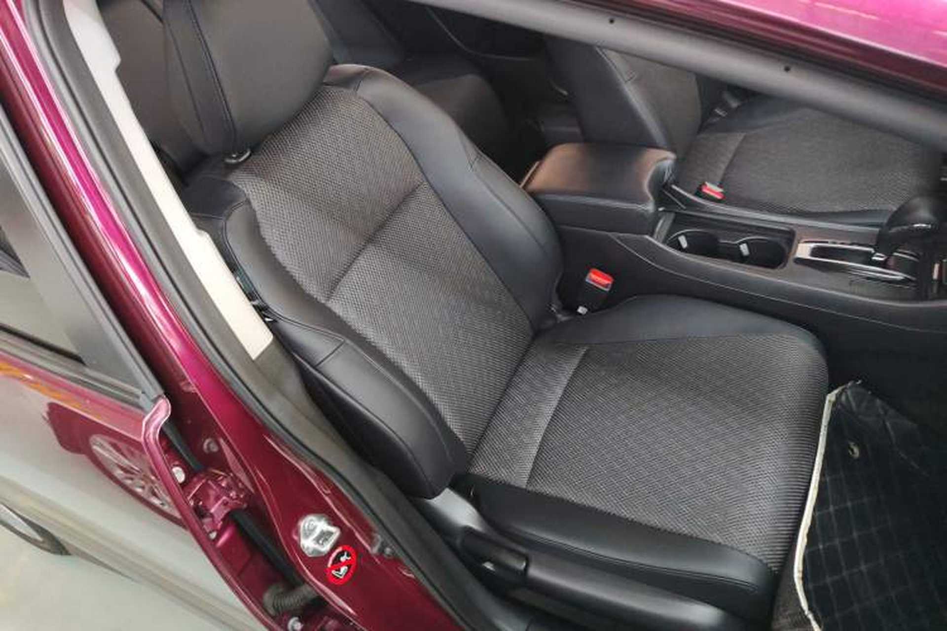 Used Honda Jade 2017 1.8L automatic Comfort version 5 seats Right Front Seat