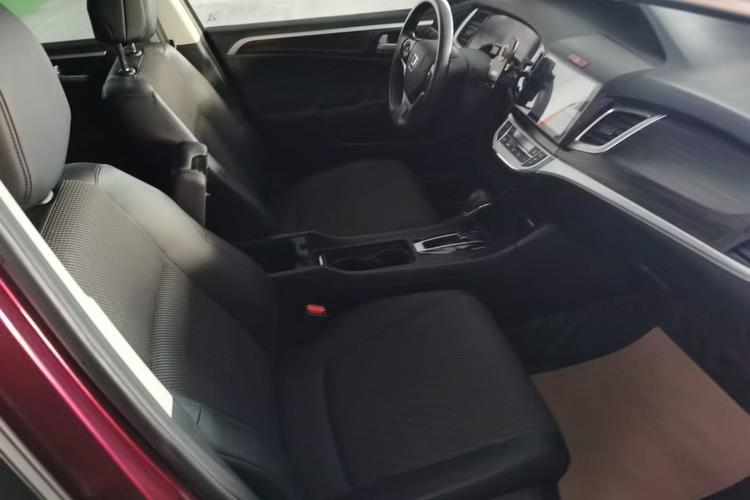 Used Honda Jade 2017 1.8L automatic Comfort version 5 seats Right Front Seat