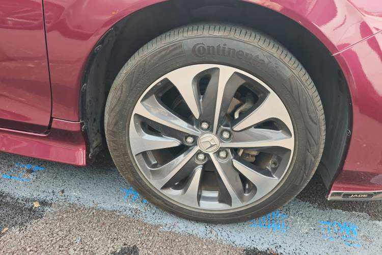 Used Honda Jade 2017 210TURBO CVT Fashion Edition 5-seater Right Front Wheel Hub