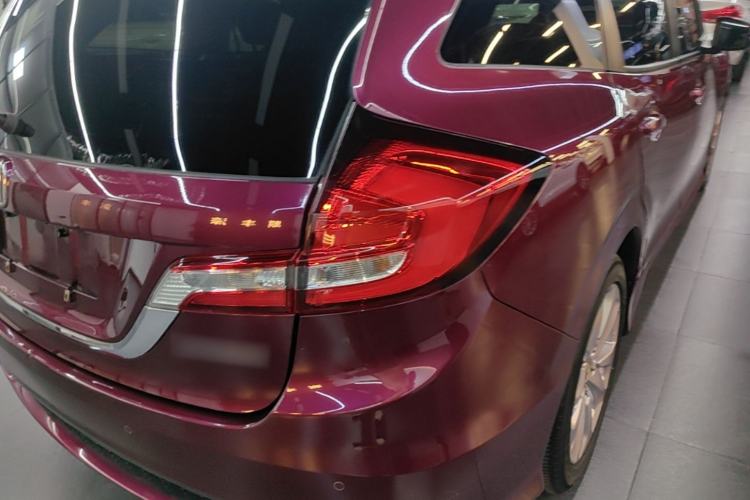 Used Honda Jade 2017 1.8L automatic Comfort version 5 seats Right Rear Taillight