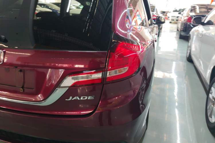 Used Honda Jade 2017 1.8L automatic Comfort version 5 seats Right Rear Taillight