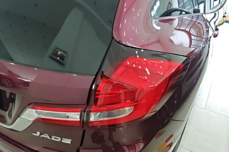 Used Honda Jade 2017 1.8L automatic Comfort version 5 seats Right Rear Taillight
