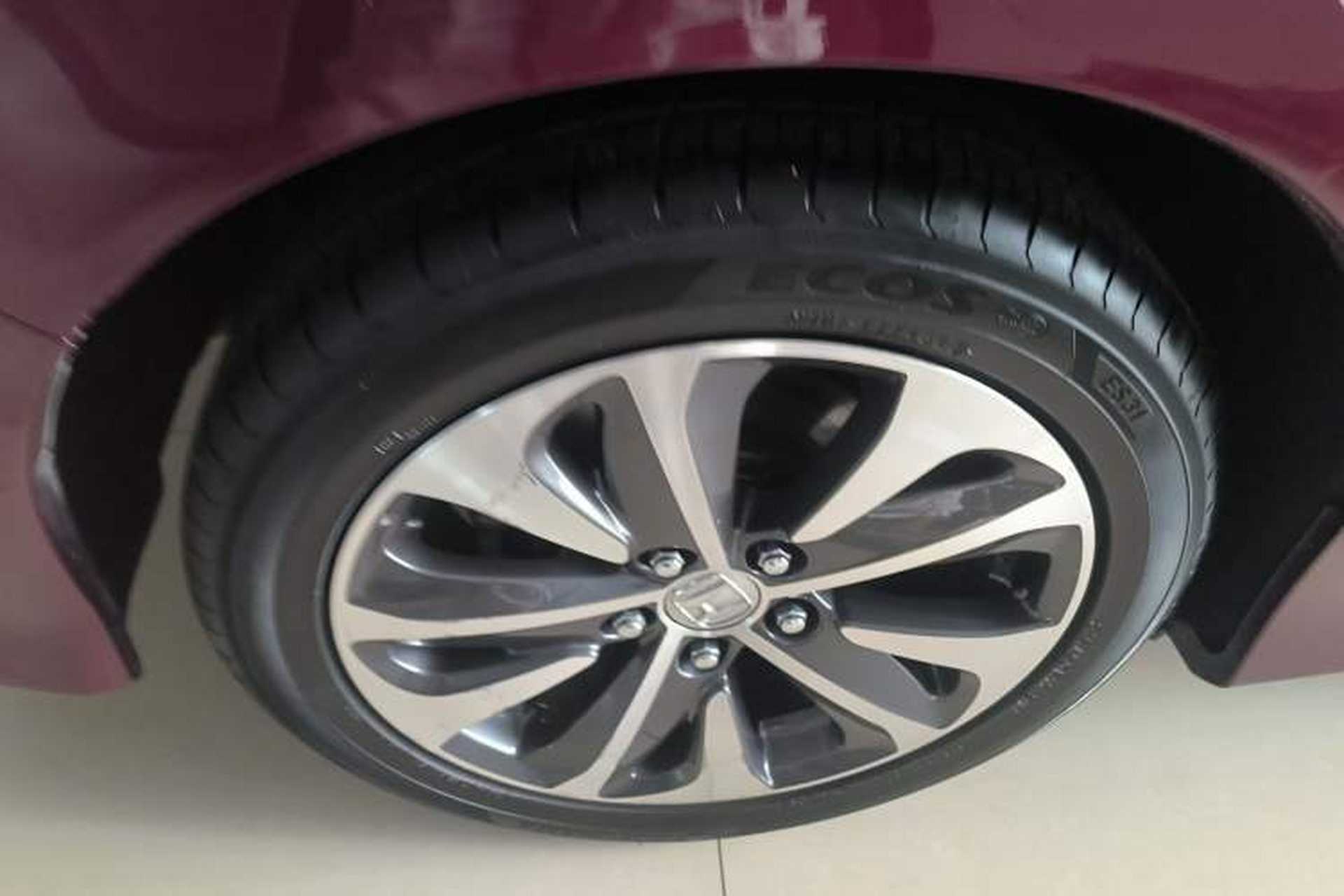 Used Honda Jade 2017 210TURBO CVT Fashion Edition 5-seater Right Rear Wheel Hub