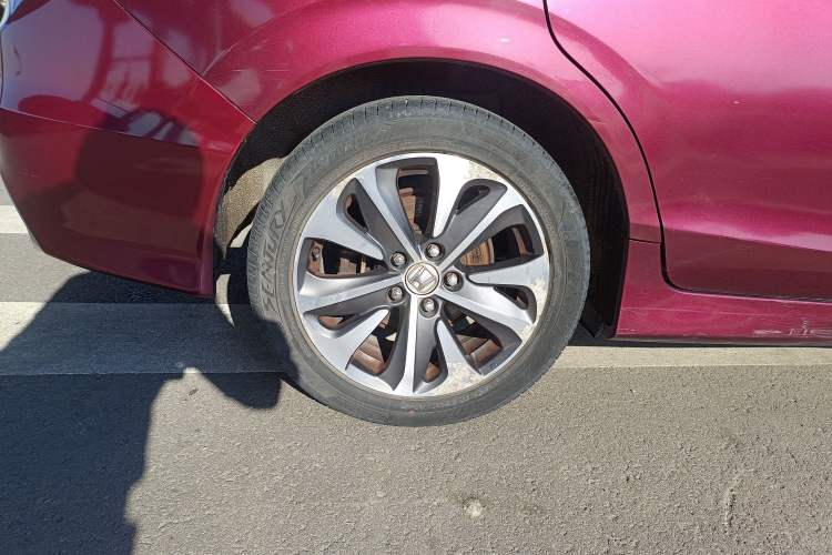 Used Honda Jade 2017 210TURBO CVT Fashion Edition 5-seater Right Rear Wheel Hub