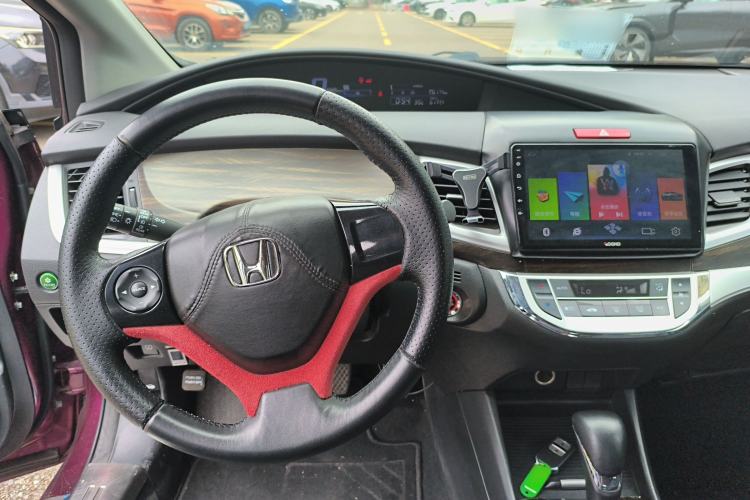Used Honda Jade 2017 1.8L automatic Comfort version 5 seats Steering Wheel