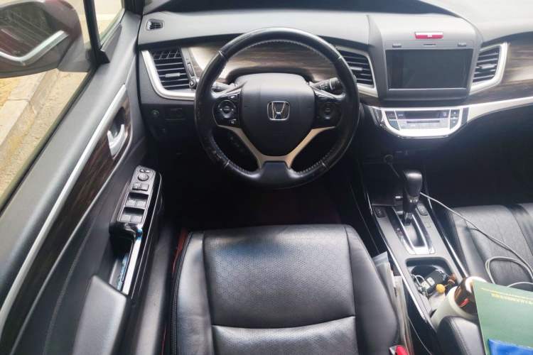Used Honda Jade 2017 210 TURBO CVT Luxury Edition 5 Seats Steering Wheel