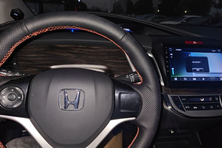 Used Honda Jade 2017 1.8L automatic Comfort version 5 seats Steering Wheel