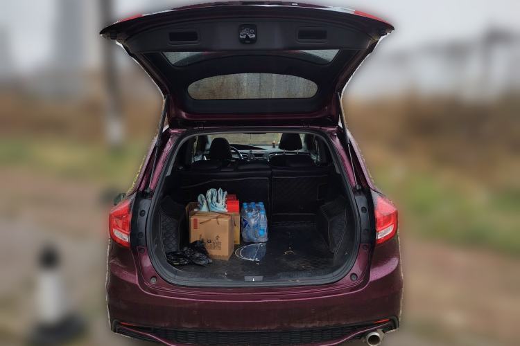 Used Honda Jade 2017 1.8L automatic Comfort version 5 seats Trunk