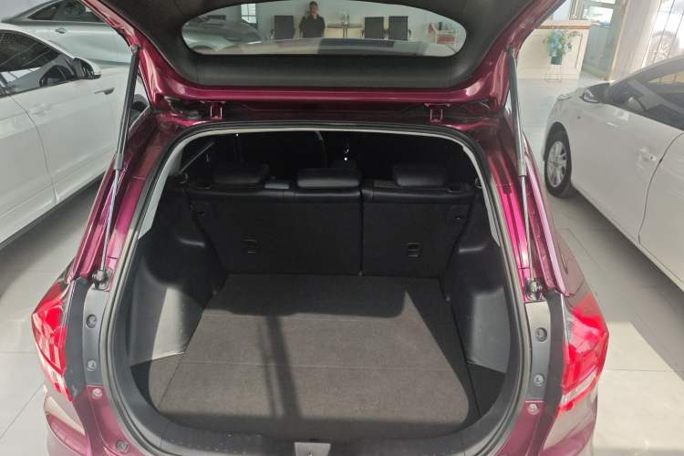 Used Honda Jade 2017 1.8L automatic Comfort version 5 seats Trunk