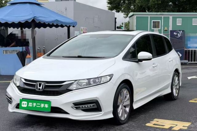 Used Honda Jade 2017 1.8L automatic Comfort version 5 seats