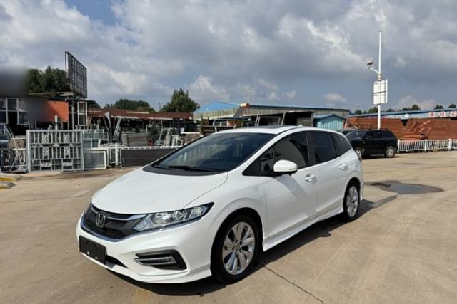 Used Honda Jade 2017 1.8L automatic Comfort version 5 seats