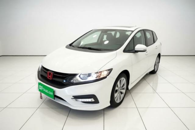Honda Jade 2017 1.8L automatic Comfort version 5 seats usado