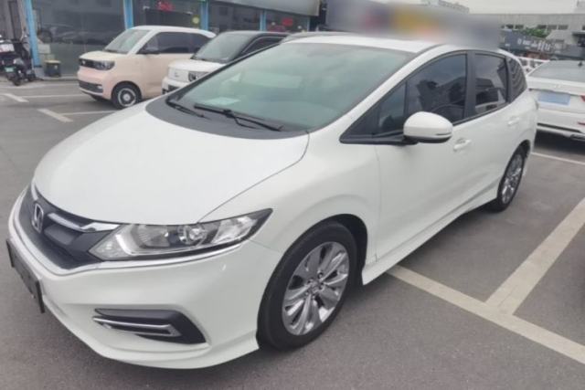 Used Honda Jade 2017 1.8L automatic Comfort version 5 seats