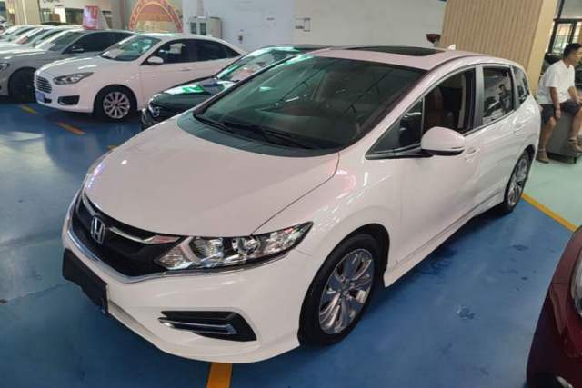 Used Honda Jade 2017 1.8L automatic Comfort version 6 seats