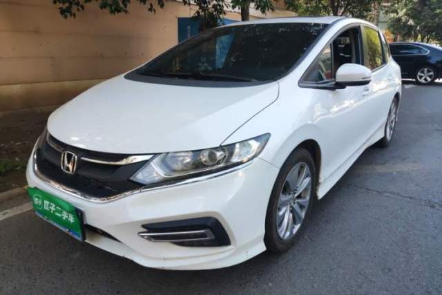 Used Honda Jade 2017 1.8L automatic Comfort version 5 seats