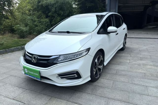 Used Honda Jade 2017 210 TURBO CVT Luxury Edition 5 Seats