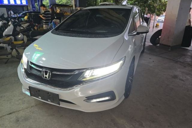 Used Honda Jade 2017 1.8L automatic Comfort version 5 seats