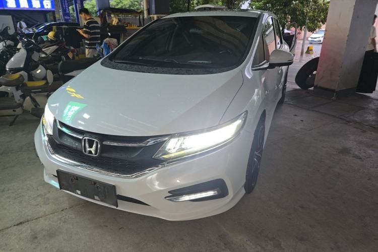 Used Honda Jade 2017 1.8L automatic Comfort version 5 seats Guazi used car, China used car export, Used car for sale, Used cars, Cheapest cars for sale