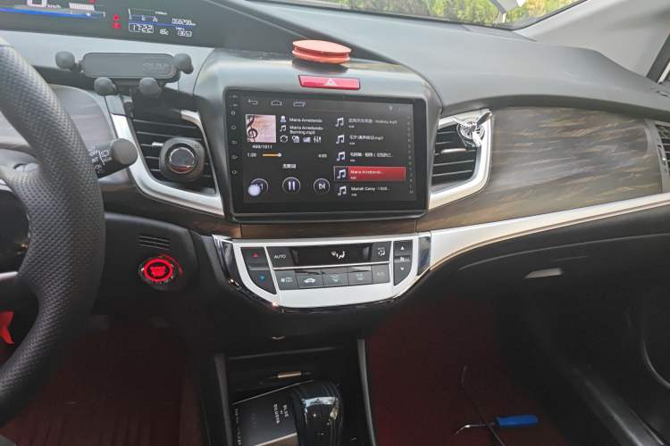 Used Honda Jade 2017 1.8L automatic Comfort version 5 seats