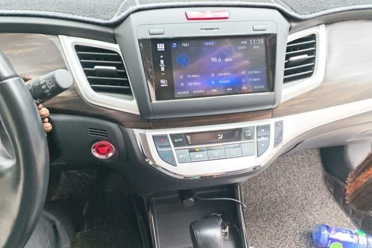 Used Honda Jade 2017 210 TURBO CVT Luxury Edition 5 Seats Audio And AC Panel