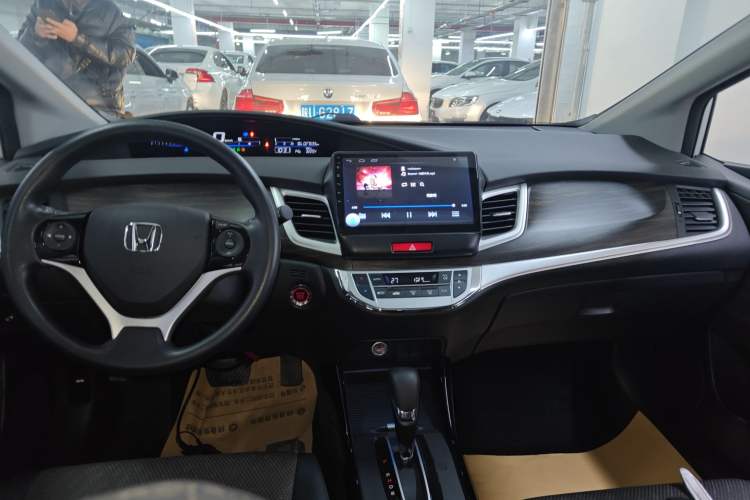 Used Honda Jade 2017 210TURBO CVT Fashion Edition 5-seater Audio And AC Panel