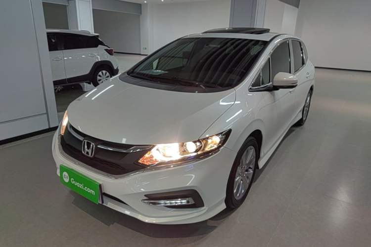 Ojetý Honda Jade 2017 1.8L automatic Comfort version 5 seats Guazi used car, China used car export, Used car for sale, Used  cars, Cheapest cars for sale