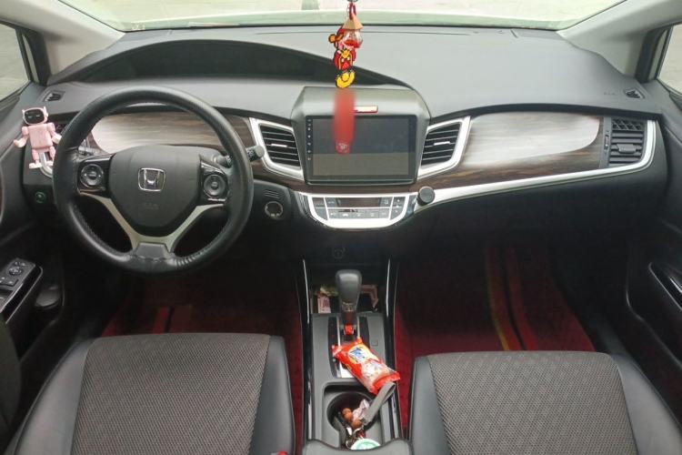 Used Honda Jade 2017 210TURBO CVT Fashion Edition 5-seater Center Console